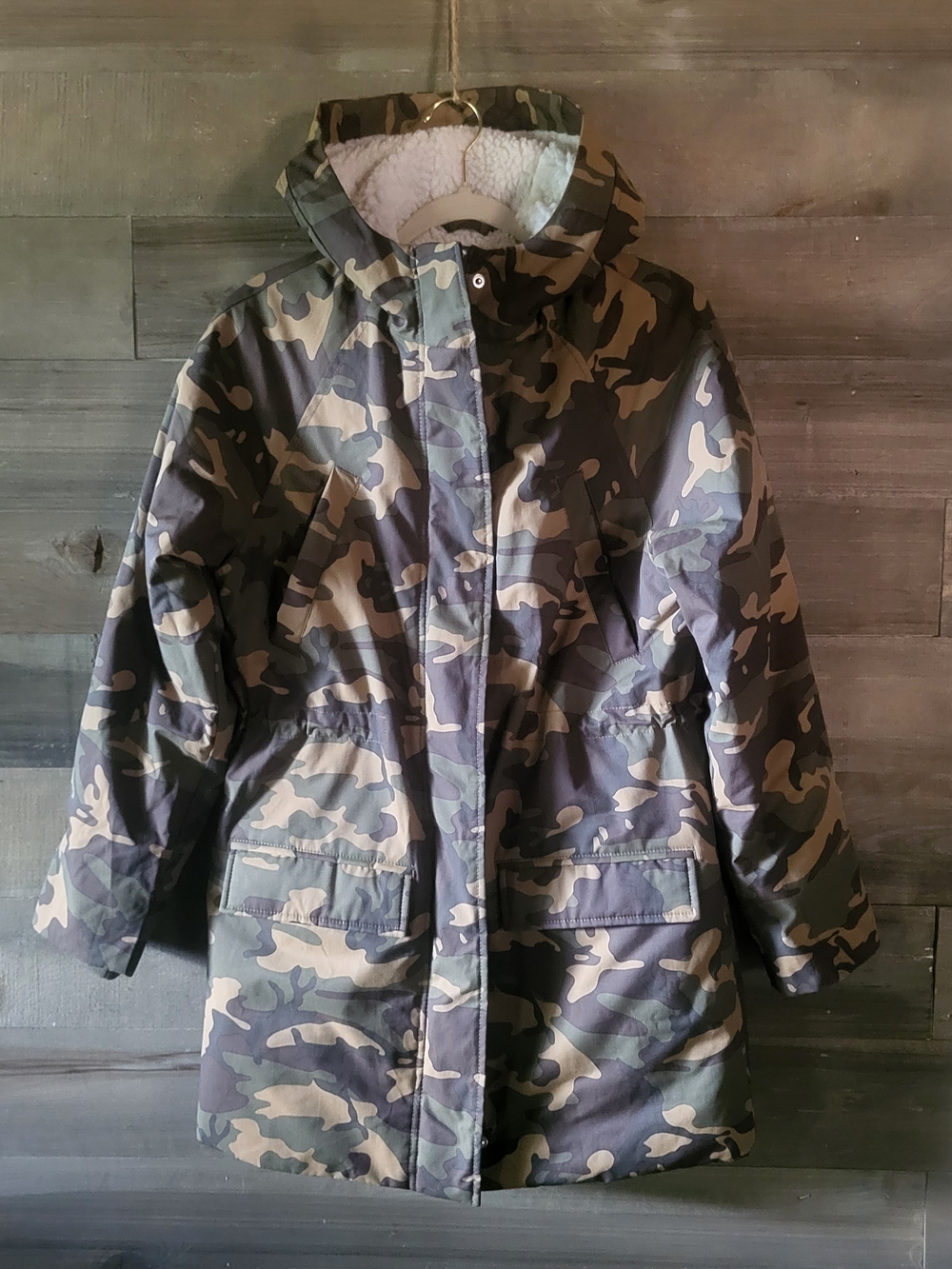 Abercrombie & Fitch Coat Sherpa Lined Vintage Inspired NWOT Camo Print